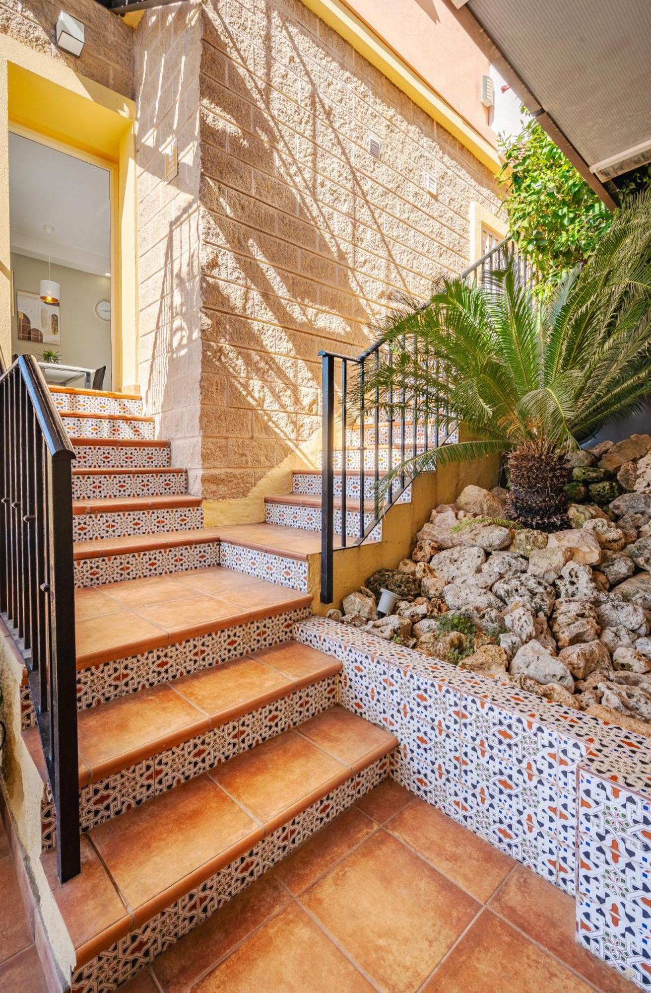 Private Luxurious Hillside Villa With Pool & Sea Views For 8 To 10 Ppl ฟูเอนฮิโรลา ภายนอก รูปภาพ